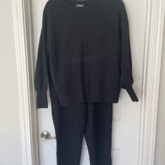 Express - High Waisted Seamed Sweater Carrot Ankle Pant - Picture 5 of 8